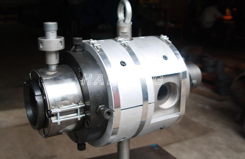 Dual layer dual color co-extrusion column crosshead (Outer heating)