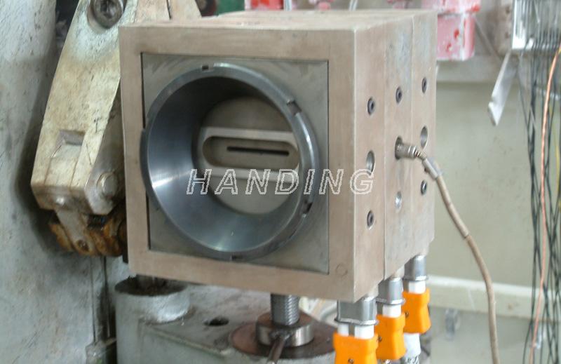 Crosshead for elevator cable