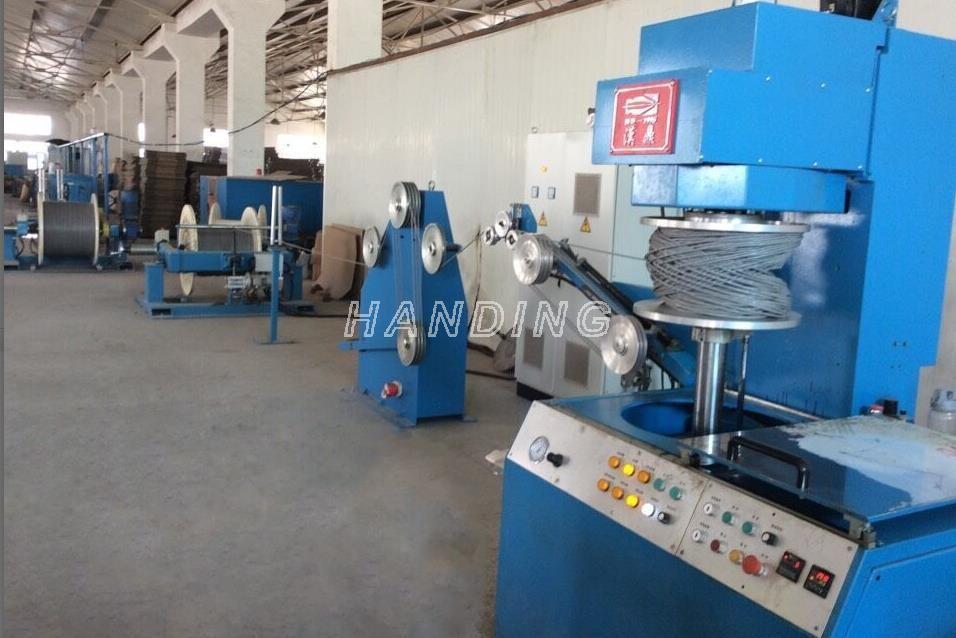 Brake type coiling machine for LAN cables